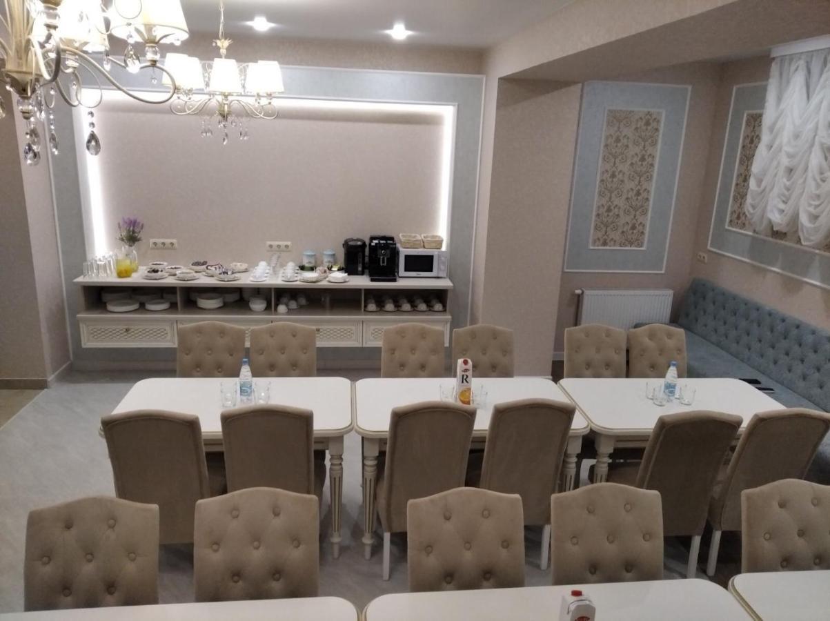 Villa Sarra 巴拉诺维奇 外观 照片
